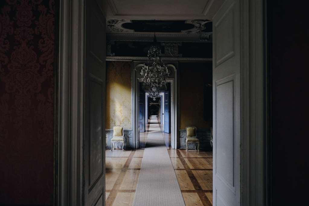 Domaine De La Courbe Hotel Le Lude Amenities photo