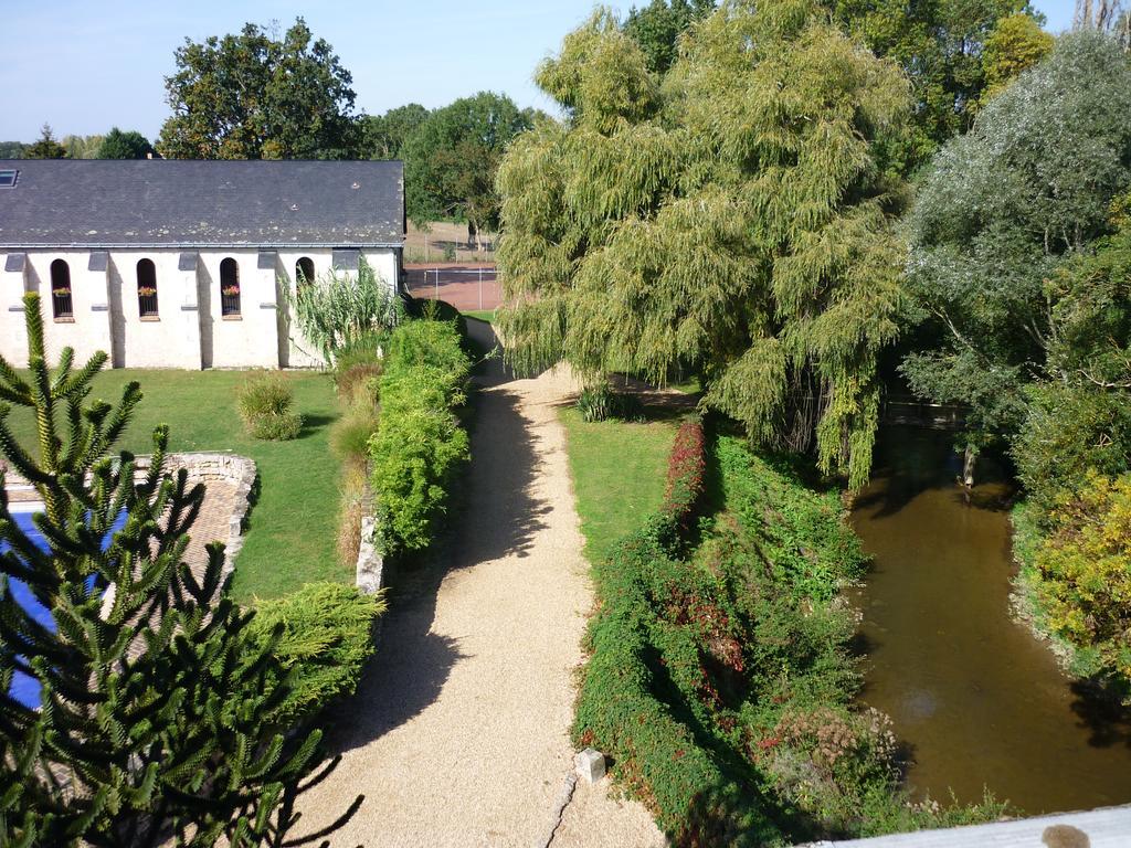 Domaine De La Courbe Hotel Le Lude Exterior photo