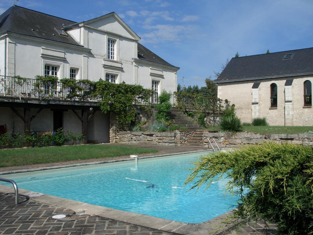 Domaine De La Courbe Hotel Le Lude Exterior photo