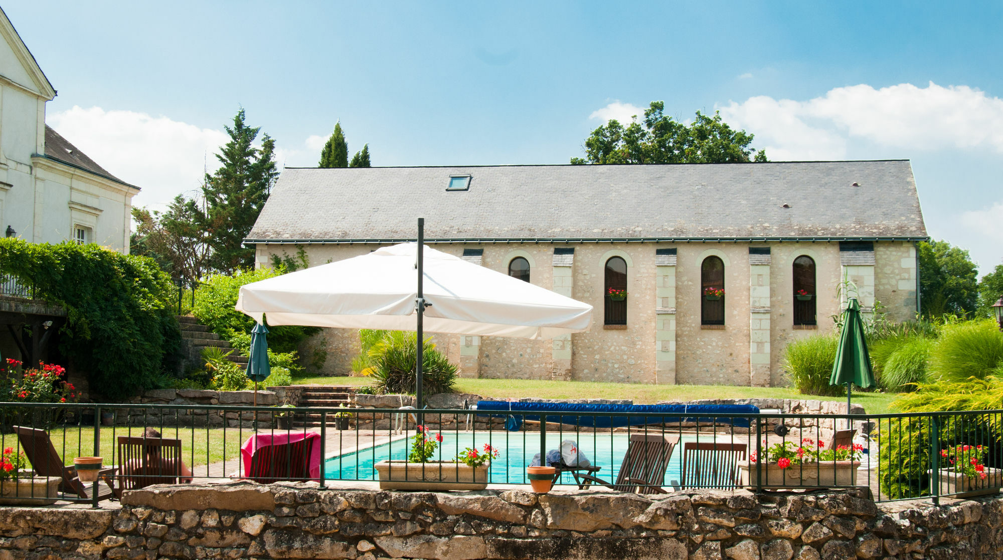 Domaine De La Courbe Hotel Le Lude Exterior photo